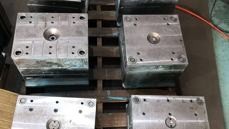 小型吸塑模具：揭秘其制造工艺与选型要点**