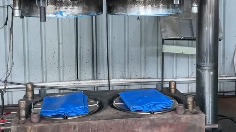 吹塑模具用45号钢：适用性分析及选材考量