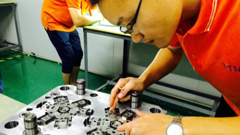 大型汽车结构件压铸模具：揭秘其报价背后的秘密**